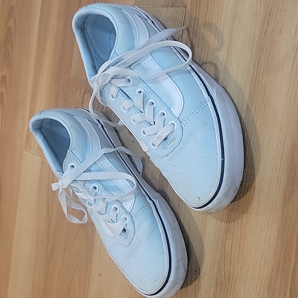 VANS Women's Blue / White Ward Low Top Sneaker Size 7.5